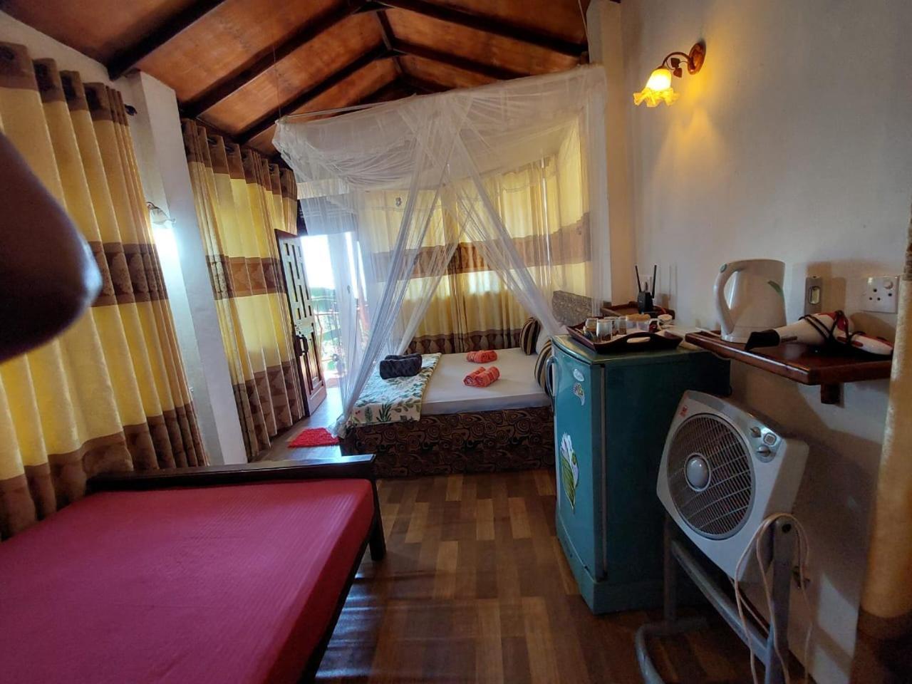 אלה Mid Scenery Home Stay מראה חיצוני תמונה